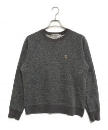 A BATHING APE（アベイシングエイプ）の古着「ロゴ刺繍クルーネックスウェット」｜グレー