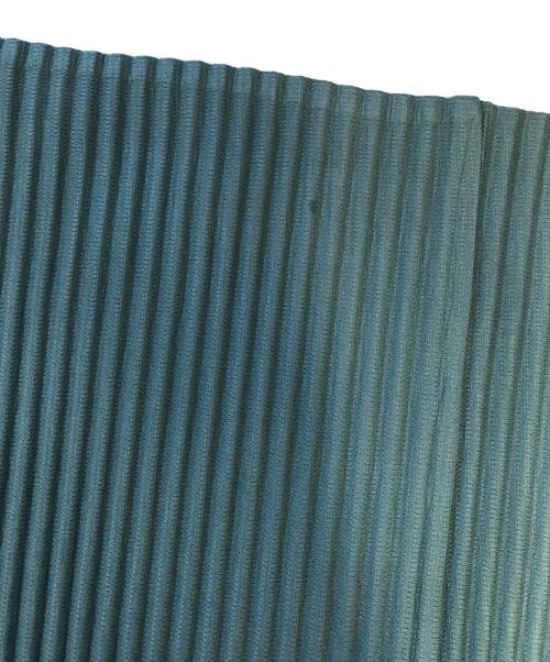 HOMME PLISSE ISSEY MIYAKE（オム プリッセ イッセイ ミヤケ）HOMME PLISSE ISSEY MIYAKE (オム プリッセ イッセイ ミヤケ) ハーフジップカットソー グリーン サイズ:2の古着・服飾アイテム