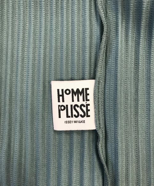 HOMME PLISSE ISSEY MIYAKE（オム プリッセ イッセイ ミヤケ）HOMME PLISSE ISSEY MIYAKE (オム プリッセ イッセイ ミヤケ) ハーフジップカットソー グリーン サイズ:2の古着・服飾アイテム