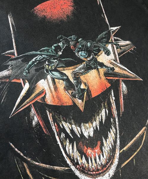 アニメーションTシャツ（アニメーションTシャツ）アニメーションTシャツ (アニメーションTシャツ) 00s BAT MAN(バットマン) アメコミプリントTシャツ ブラック サイズ:MEDIUMの古着・服飾アイテム