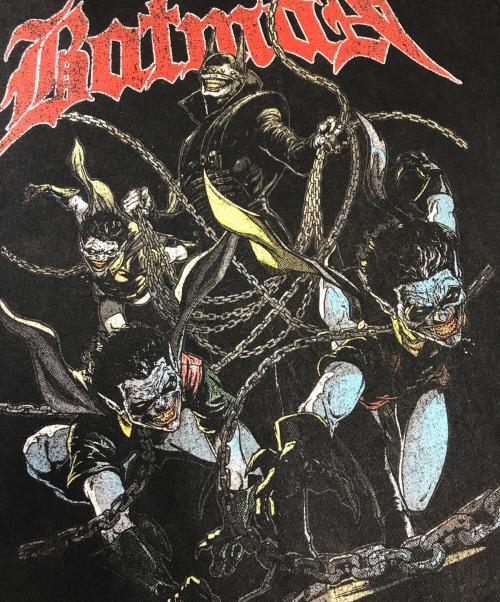 アニメーションTシャツ（アニメーションTシャツ）アニメーションTシャツ (アニメーションTシャツ) 00s BAT MAN(バットマン) アメコミプリントTシャツ ブラック サイズ:MEDIUMの古着・服飾アイテム
