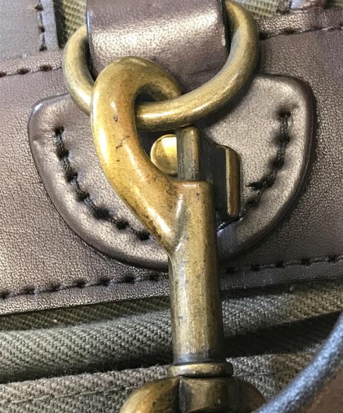 FILSON（フィルソン）FILSON (フィルソン) ショルダーバッグ カーキの古着・服飾アイテム