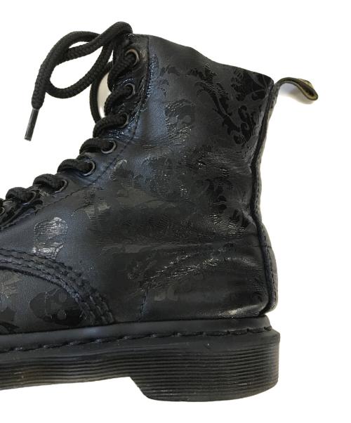 Dr.Martens（ドクターマーチン）Dr.Martens (ドクターマーチン) スカルプリント8ホールブーツ ブラック サイズ:UK4/EU37の古着・服飾アイテム