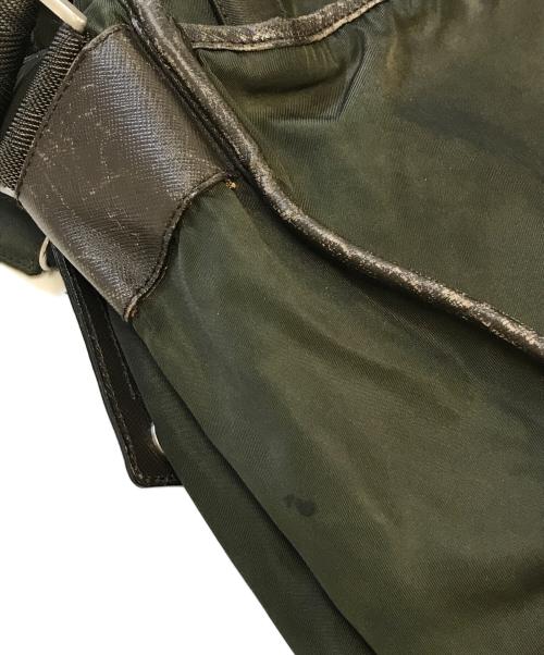 PRADA（プラダ）PRADA (プラダ) トライアングルロゴメッセンジャーバッグ グリーンの古着・服飾アイテム