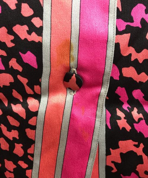 Emilio Pucci（エミリオ プッチ）Emilio Pucci (エミリオ プッチ) 総柄シルクシャツ ショッキングピンク サイズ:表記なしの古着・服飾アイテム