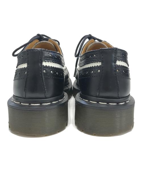 Dr.Martens（ドクターマーチン）Dr.Martens (ドクターマーチン) ウィングチップシューズ ブラック×ホワイト サイズ:UK3/US4(Men)/US5(Ladies)/EU36の古着・服飾アイテム