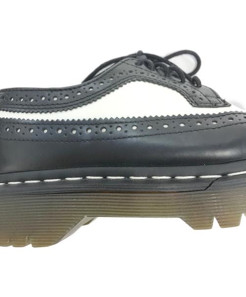Dr.Martens（ドクターマーチン）Dr.Martens (ドクターマーチン) ウィングチップシューズ ブラック×ホワイト サイズ:UK3/US4(Men)/US5(Ladies)/EU36の古着・服飾アイテム