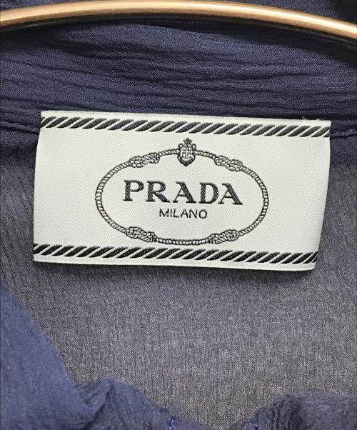 PRADA（プラダ）PRADA (プラダ) ジップポロシャツ ネイビー×ホワイト サイズ:Sの古着・服飾アイテム
