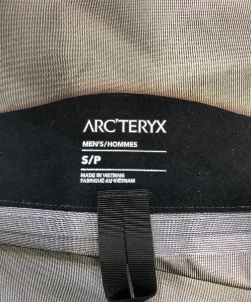 ARC'TERYX（アークテリクス）ARC'TERYX (アークテリクス) マウンテンパーカー ブラック サイズ:Sの古着・服飾アイテム