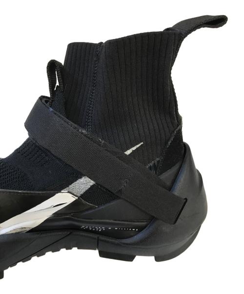 NIKE（ナイキ）NIKE (ナイキ) TR FLYKNIT 3 ブラック サイズ:US9/UK6.5/EUR40.5/cm26/BR39/CN260(2.5)の古着・服飾アイテム