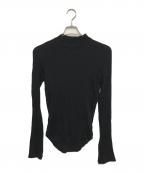 JULIUSユリウス）の古着「Seamed Skinny Top」｜ブラック