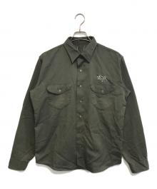 VINTAGE（ヴィンテージ）の古着「フラップボタンシャツ」｜カーキ