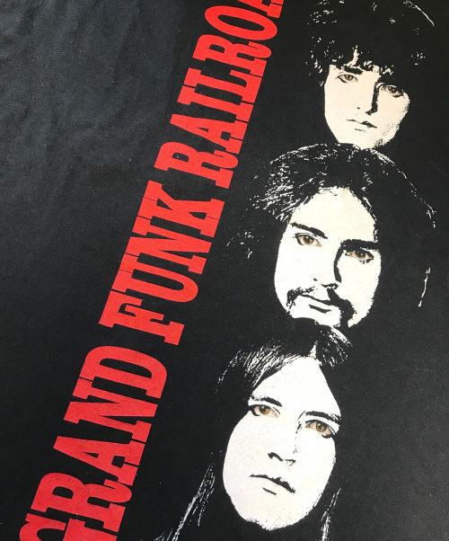 バンドTシャツ（バンドTシャツ）バンドTシャツ (バンドTシャツ) GRAND FUNK RAILROAD(グランド・ファンク・レイルロード) バンドTシャツ ブラック サイズ:Lの古着・服飾アイテム