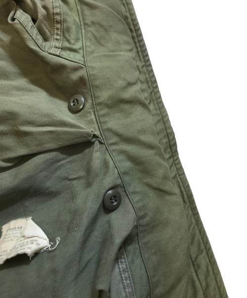 VINTAGE MILITARY（ヴィンテージ ミリタリー）VINTAGE MILITARY (ヴィンテージ ミリタリー) US ARMY M65フィールドジャケット グリーン サイズ:R-Sの古着・服飾アイテム