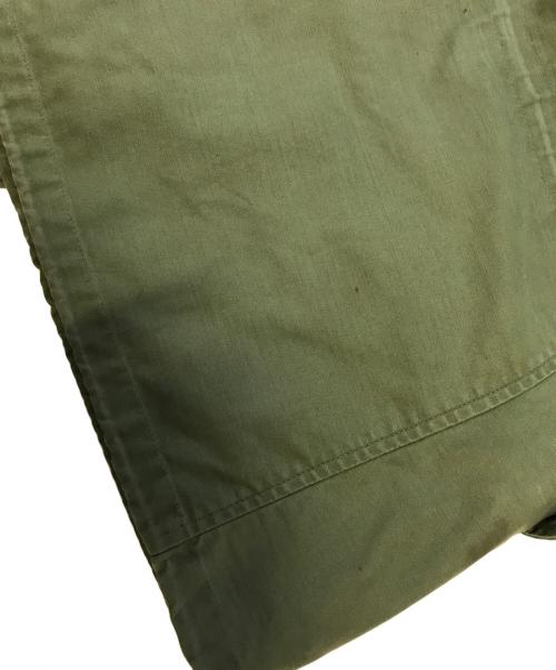 VINTAGE MILITARY（ヴィンテージ ミリタリー）VINTAGE MILITARY (ヴィンテージ ミリタリー) US ARMY M65フィールドジャケット グリーン サイズ:R-Sの古着・服飾アイテム