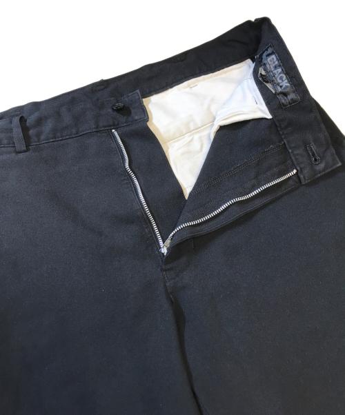 BLACK COMME des GARCONS（ブラックコムデギャルソン）BLACK COMME des GARCONS (ブラックコムデギャルソン) ポリ縮絨ジップデザインスラックス ブラック サイズ:Mの古着・服飾アイテム