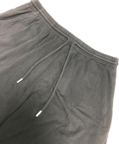 DRIES VAN NOTEN（ドリスヴァンノッテン）DRIES VAN NOTEN (ドリスヴァンノッテン) スウェットハーフパンツ ブラック サイズ:Lの古着・服飾アイテム