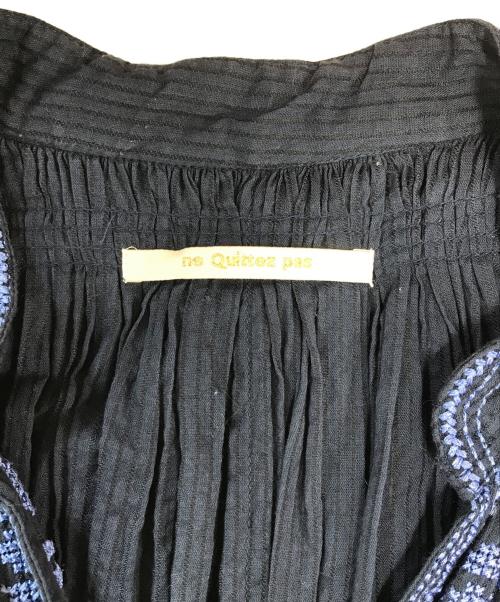 ne quittez pas（ヌキテパ）ne quittez pas (ヌキテパ) C.DOBBY STRIPE EMB DRESS ネイビー サイズ:Sの古着・服飾アイテム