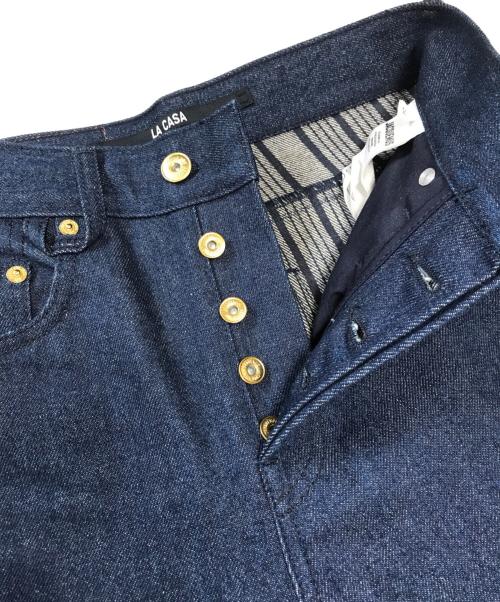 jacquemus（ジャックムス）jacquemus (ジャックムス) I/LA CASA DENIM PANT インディゴ サイズ:24の古着・服飾アイテム