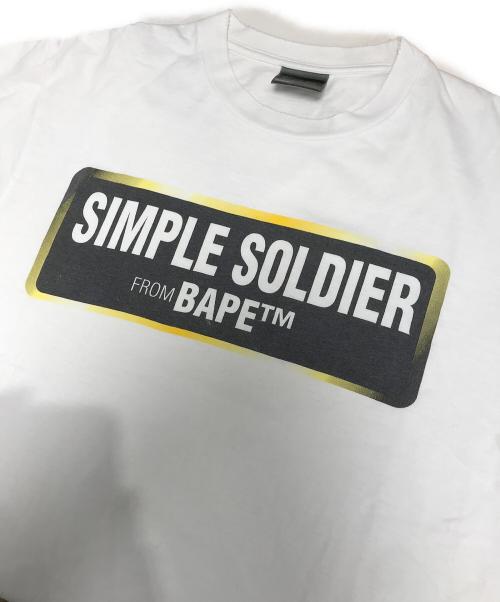 A BATHING APE（アベイシングエイプ）A BATHING APE (アベイシングエイプ) プリントTシャツ ホワイト サイズ:Mの古着・服飾アイテム