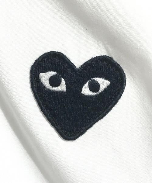 PLAY COMME des GARCONS（プレイコムデギャルソン）PLAY COMME des GARCONS (プレイコムデギャルソン) ハートロゴシャツ ホワイト サイズ:XLの古着・服飾アイテム