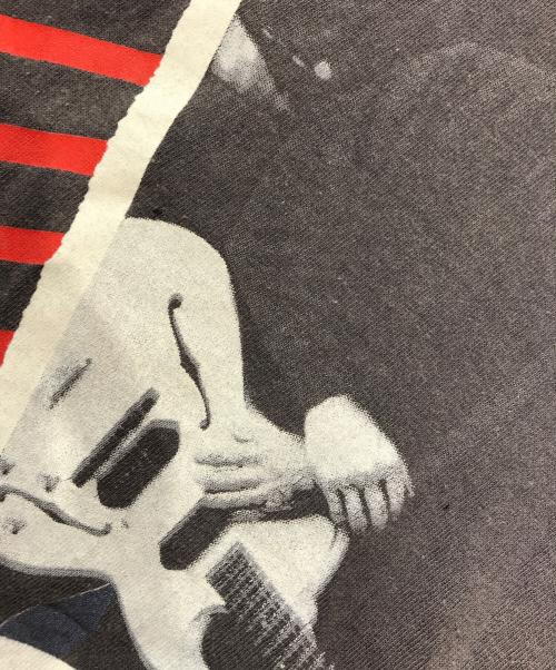 バンドTシャツ（バンドTシャツ）バンドTシャツ (バンドTシャツ) 80s GEROGE THOROGOOD(ジョージ・サラグッド) バンドTシャツ グレー サイズ:XLの古着・服飾アイテム