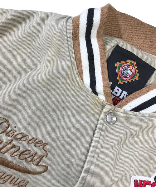 nlbm（エヌエルビーエム）nlbm (エヌエルビーエム) スタジャン ベージュ サイズ:3XLの古着・服飾アイテム