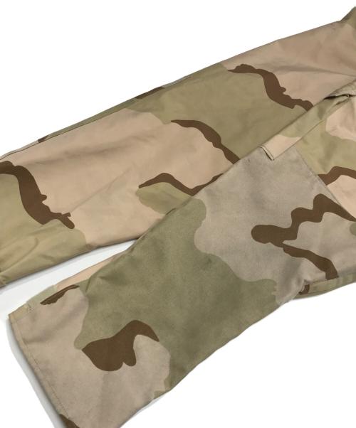 VINTAGE MILITARY（ヴィンテージ ミリタリー）VINTAGE MILITARY (ヴィンテージ ミリタリー) US ARMY デザートカモフーデッドジャケット ベージュ サイズ:X‐LARGE-LONGの古着・服飾アイテム