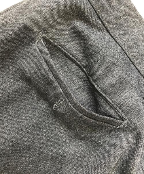 LEVI'S（リーバイス）LEVI'S (リーバイス) アクションスラックス グレー サイズ:W36 L34の古着・服飾アイテム