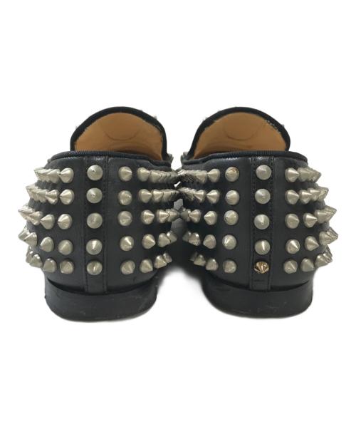Christian Louboutin（クリスチャン・ルブタン）Christian Louboutin (クリスチャン・ルブタン) スタッズフラットシューズ ブラック サイズ:36の古着・服飾アイテム