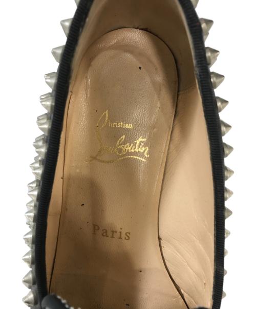 Christian Louboutin（クリスチャン・ルブタン）Christian Louboutin (クリスチャン・ルブタン) スタッズフラットシューズ ブラック サイズ:36の古着・服飾アイテム