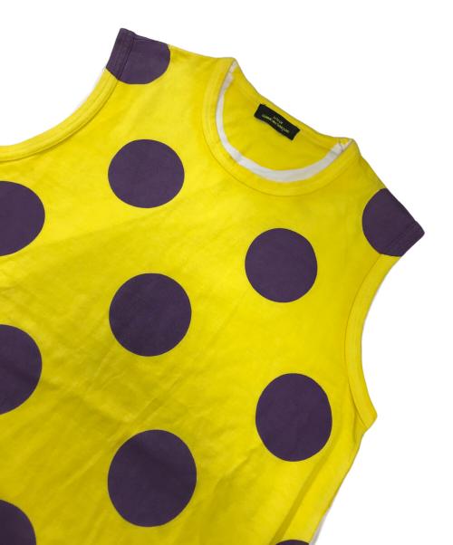 tricot COMME des GARCONS（トリココムデギャルソン）tricot COMME des GARCONS (トリココムデギャルソン) ドット柄ノースリーブTシャツ イエロー サイズ:表記なしの古着・服飾アイテム