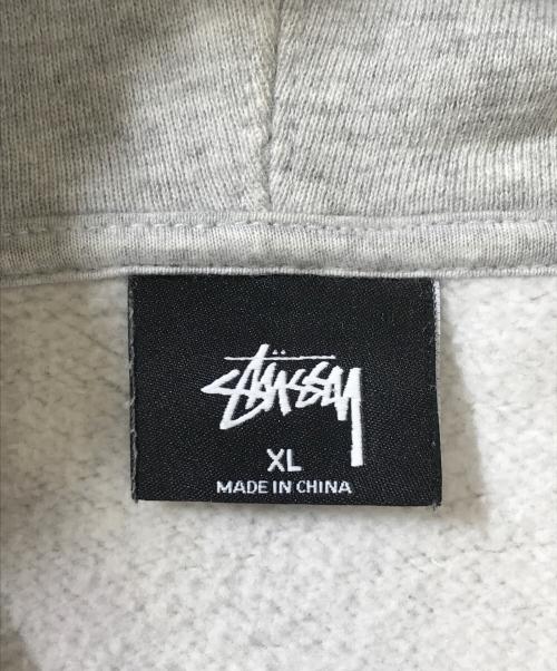 stussy（ステューシー）stussy (ステューシー) ロゴスウェットパーカー グレー サイズ:XLの古着・服飾アイテム