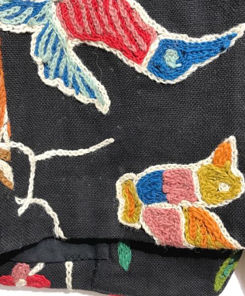 IS ISSEY MIYAKE（アイエスイッセイミヤケ）IS ISSEY MIYAKE (アイエスイッセイミヤケ) 刺繍ジャケット ブラック サイズ:9の古着・服飾アイテム