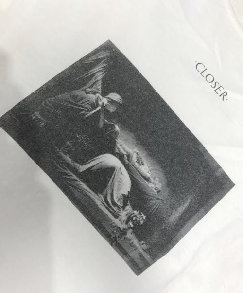 バンドTシャツ（バンドTシャツ）バンドTシャツ (バンドTシャツ) JOY DIVISION(ジョイ・ディヴィジョン) バンドTシャツ ホワイト サイズ:Mの古着・服飾アイテム