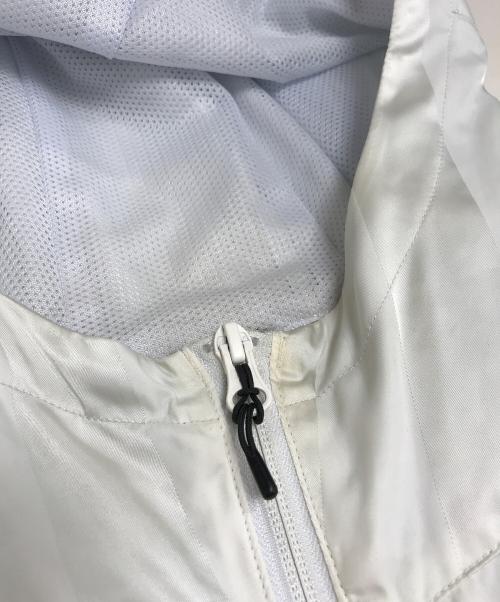 F.C.R.B.（エフシーレアルブリストル）F.C.R.B. (エフシーレアルブリストル) CarHartt (カーハート) WIP WARM-UP JACKET ホワイト サイズ:Mの古着・服飾アイテム