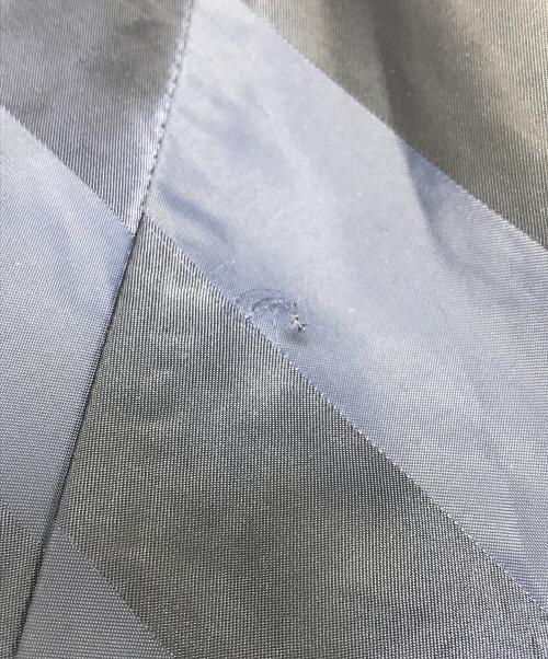 F.C.R.B.（エフシーレアルブリストル）F.C.R.B. (エフシーレアルブリストル) CarHartt (カーハート) WIP WARM-UP JACKET ホワイト サイズ:Mの古着・服飾アイテム