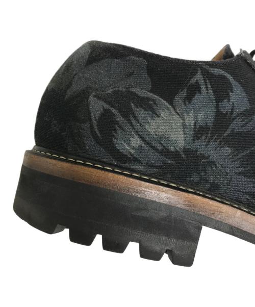 DRIES VAN NOTEN（ドリスヴァンノッテン）DRIES VAN NOTEN (ドリスヴァンノッテン) フラワープリントドレスシューズ ブラック サイズ:41の古着・服飾アイテム