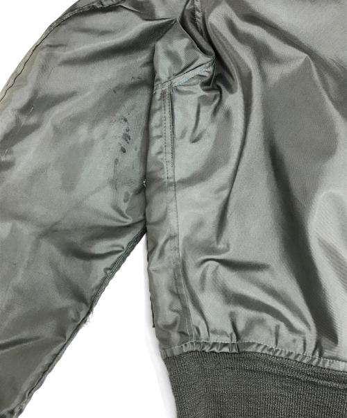 VINTAGE MILITARY（ヴィンテージ ミリタリー）VINTAGE MILITARY (ヴィンテージ ミリタリー) フライトジャケット カーキ サイズ:Lの古着・服飾アイテム