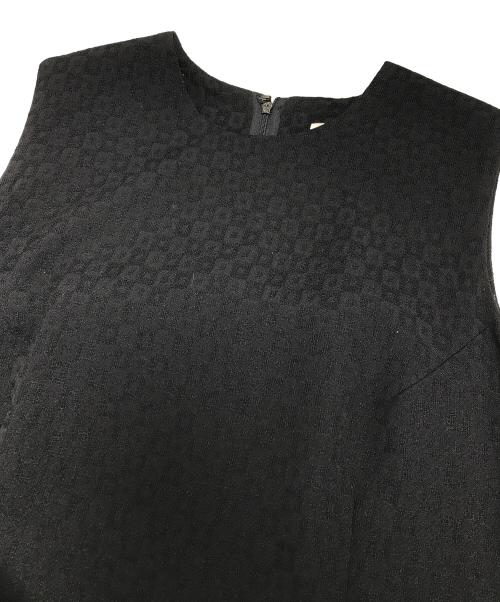 ROBE DE CHAMBRE COMME DES GARCONS（ローブドシャンブル コムデギャルソン）ROBE DE CHAMBRE COMME DES GARCONS (ローブドシャンブル コムデギャルソン) ノースリーブワンピース ブラック サイズ:Mの古着・服飾アイテム