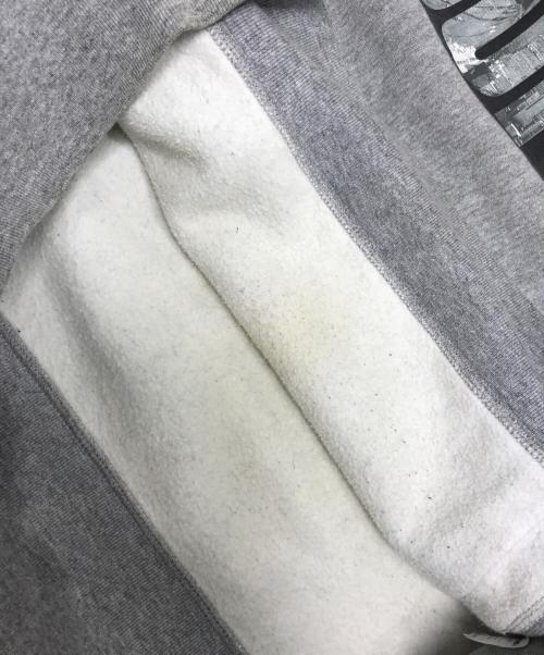 SUPREME（シュプリーム）SUPREME (シュプリーム) プルオーバーパーカー グレー サイズ:Mの古着・服飾アイテム