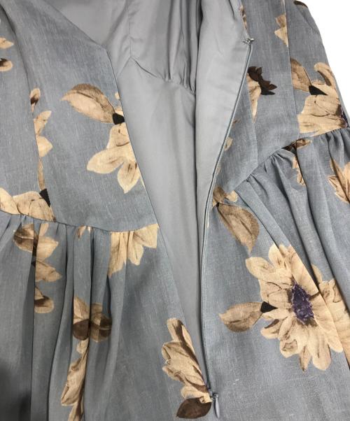 HER LIP TO（ハーリップトゥ）HER LIP TO (ハーリップトゥ) Sunflower-Printed Midi Dress ブルー サイズ:Sの古着・服飾アイテム