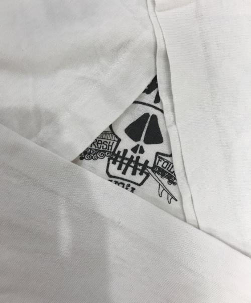 stussy（ステューシー）stussy (ステューシー) サーフスカルプリントTシャツ ホワイト サイズ:Mの古着・服飾アイテム