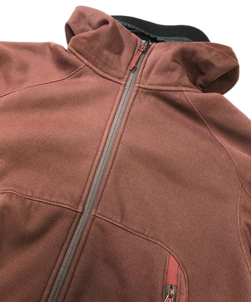 ARC'TERYX（アークテリクス）ARC'TERYX (アークテリクス) フーデッドジャケット ブラウン サイズ:Mの古着・服飾アイテム