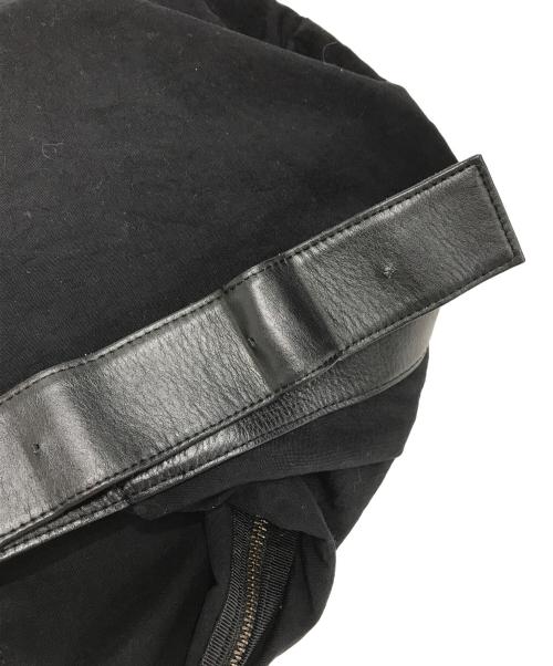 Y's（ワイズ）Y's (ワイズ) NYLON OXFORD ASYMMETRIC SHOULDER BAG ブラックの古着・服飾アイテム