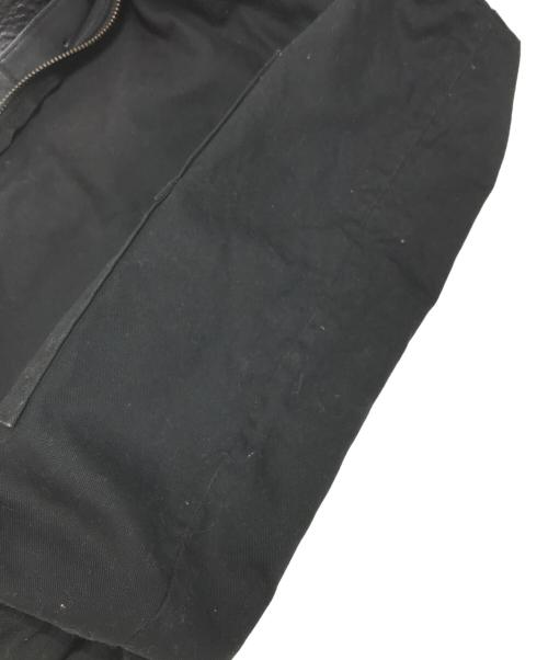 Y's（ワイズ）Y's (ワイズ) NYLON OXFORD ASYMMETRIC SHOULDER BAG ブラックの古着・服飾アイテム