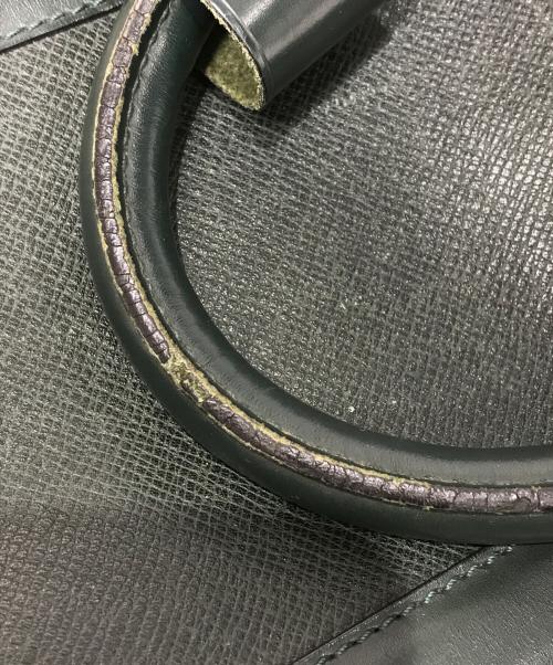 LOUIS VUITTON（ルイ ヴィトン）LOUIS VUITTON (ルイ ヴィトン) タイガ ケンダルPM グリーンの古着・服飾アイテム