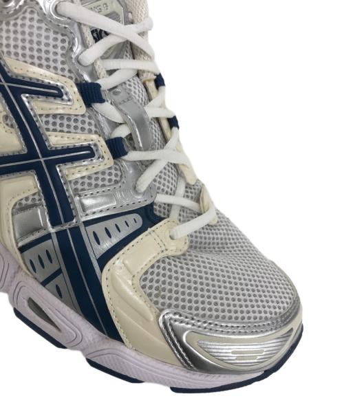 asics（アシックス）asics (アシックス) GEL-NIMBUS 9 ホワイト サイズ:CM28.5/EURO44.5/US12/UK10/BR42/CN285(2.5)の古着・服飾アイテム