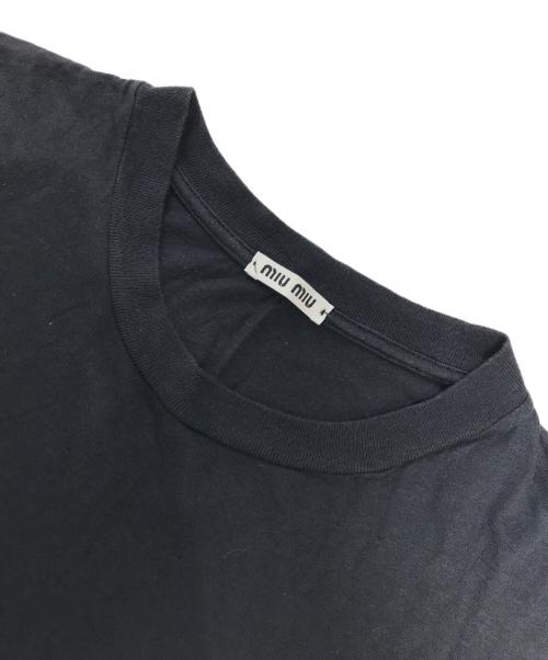 MIU MIU（ミュウミュウ）MIU MIU (ミュウミュウ) 裾ロゴTシャツ ネイビー サイズ:Sの古着・服飾アイテム