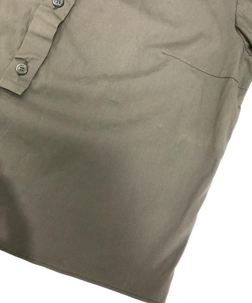 PRADA（プラダ）PRADA (プラダ) プルオーバーシャツ オリーブ サイズ:44の古着・服飾アイテム